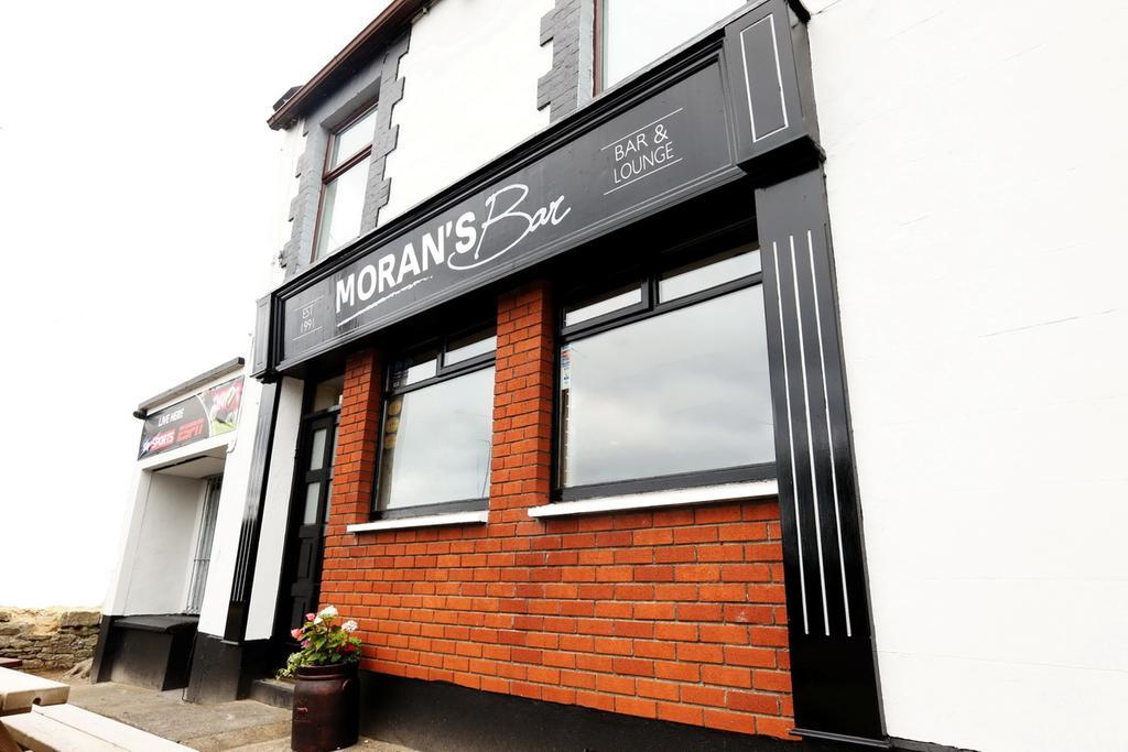 Moran'S Bar & B&B Grange  Экстерьер фото